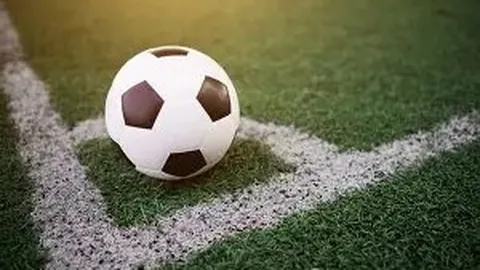 【激战半场】曼城2-0领先利兹联，福登闪电破门，格瓦迪奥尔力挽狂澜！