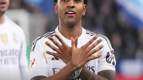 “倡棋杯第十九届预选赛首轮开战，唐韦星、陆敏全等名将顺利晋级”